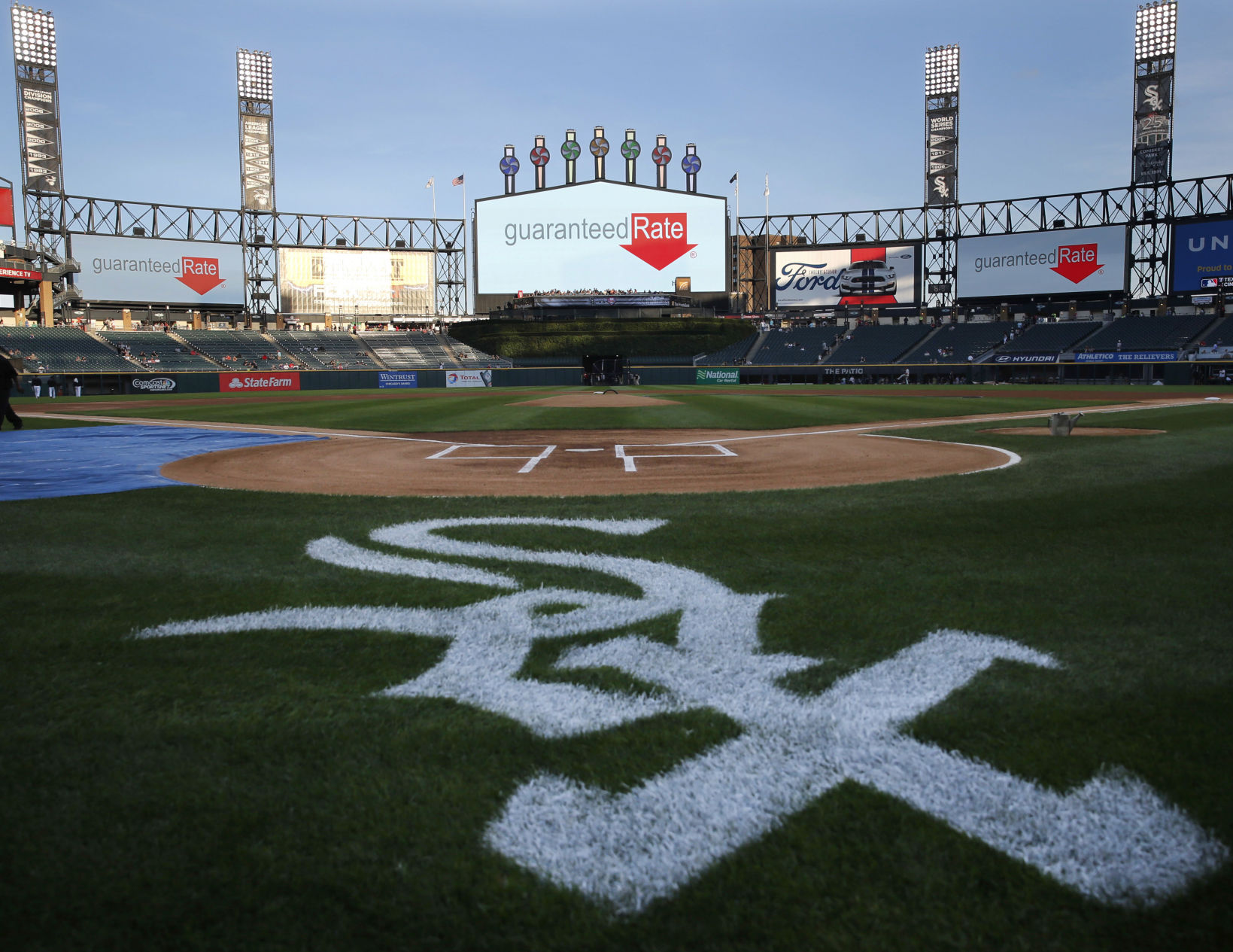 Guaranteed Rate Field — Home of the Chicago White Sox